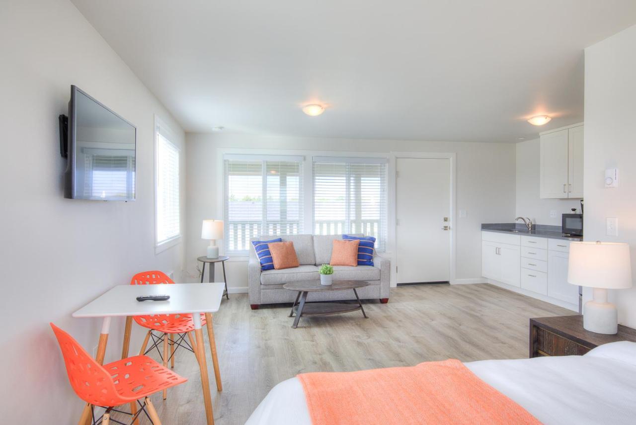 Ocean Shores Resort (Adults Only) Екстер'єр фото