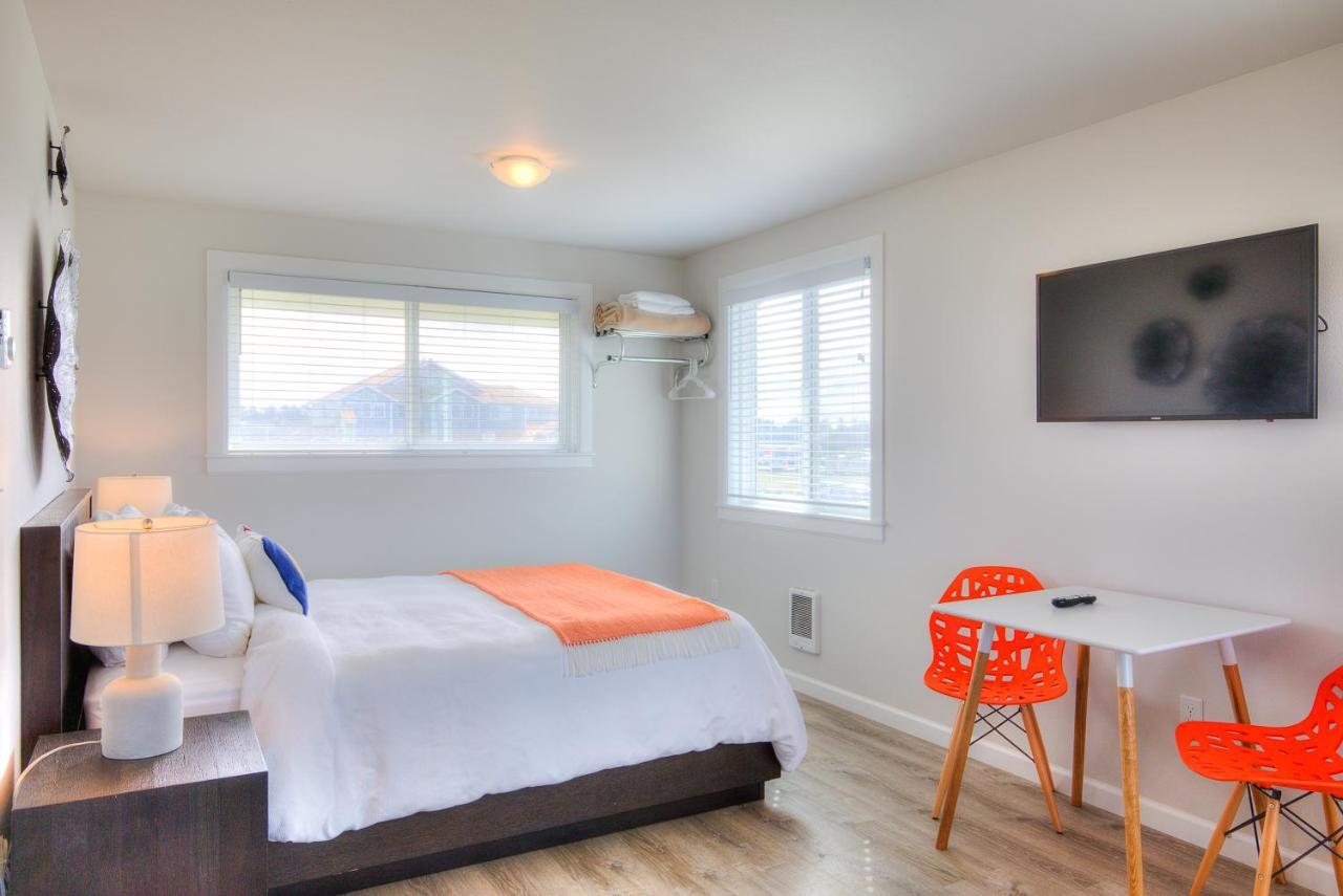Ocean Shores Resort (Adults Only) Екстер'єр фото
