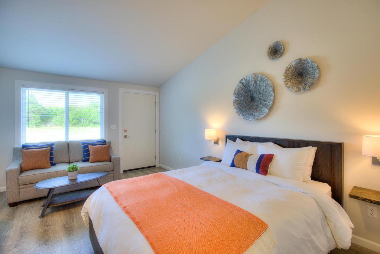 Ocean Shores Resort (Adults Only) Екстер'єр фото