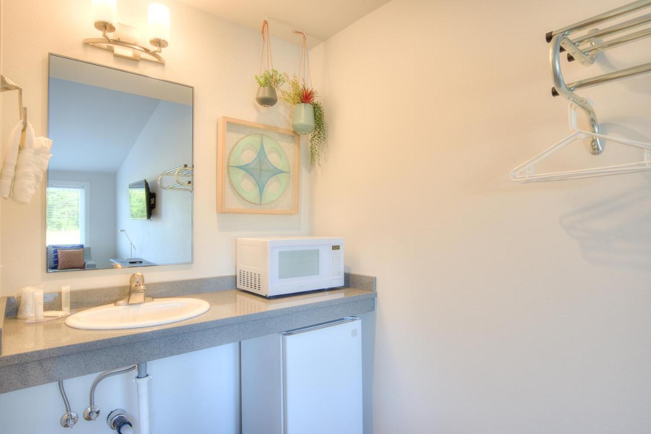 Ocean Shores Resort (Adults Only) Екстер'єр фото